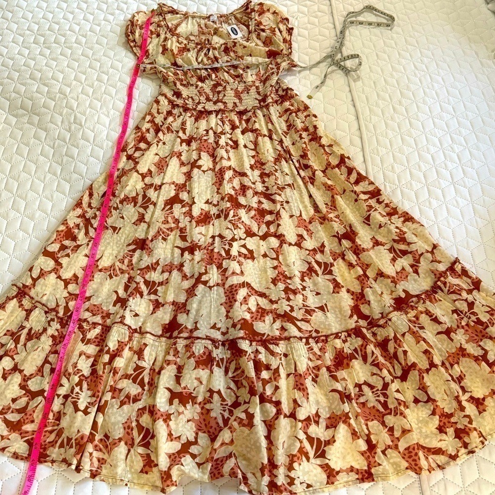 Old Navy Rust and Cream Floral Smocked Maxi Dress